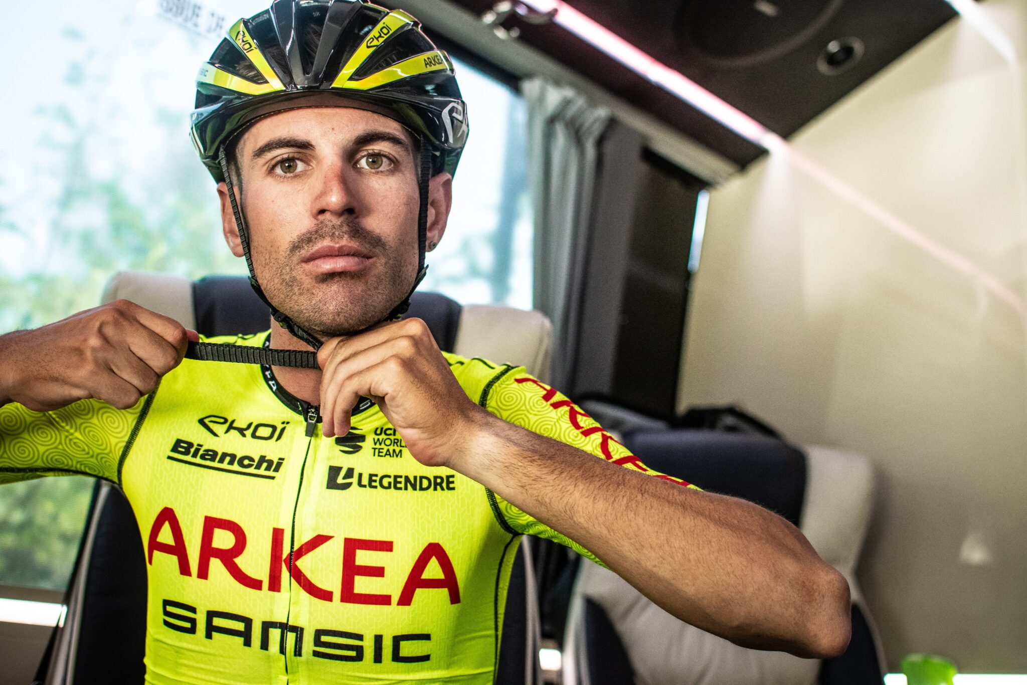 Arkéa-Samsic : Pourquoi Un Maillot Jaune Fluo Sur La Vuelta