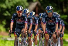 Image de l'article Red Bull BORA-hansgrohe dévoile son nouveau maillot pour le Tour de France 2024