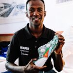 Biniam Girmay et ses chaussures personnalisées sur le Tour de France