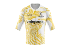 Image de l'article On vend notre maillot velopack porté sur l’Étape du Tour de France