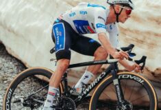 Image de l'article Remco Evenepoel porte une nouvelle paire de chaussures Specialized sur le Tour de France