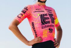 Image de l'article EF accueille un nouveau logo sur son maillot pour le Tour de France Femmes avec Zwift 2024