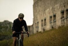 Image de l'article MET dévoile la wander collection, trois casques de vélo pour le gravel