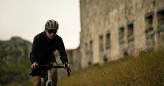 Image de l'article MET dévoile la wander collection, trois casques de vélo pour le gravel