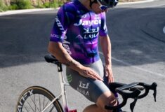 Image de l'article Cyclisme : les maillots 2025 des équipes du WorldTour